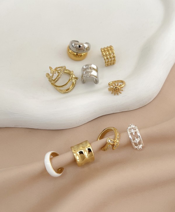 Earcuff gold blanco