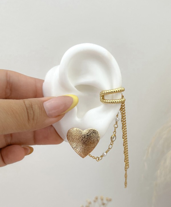 Set earcuff y aretes amore 