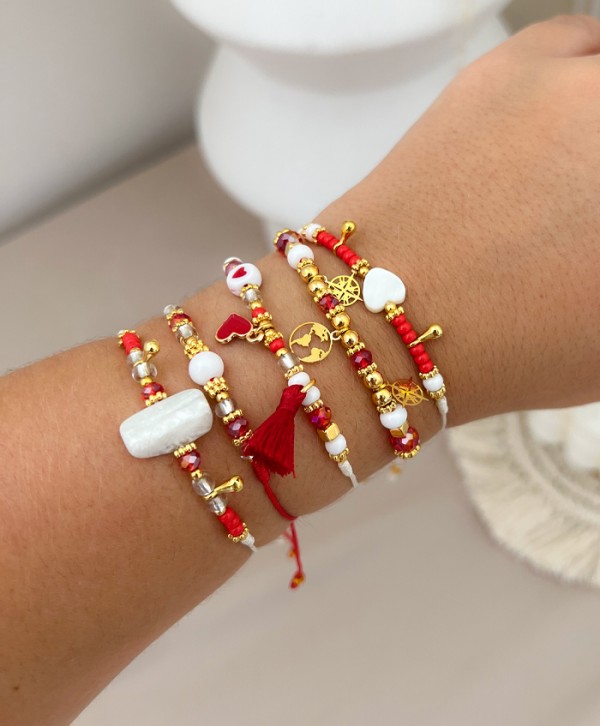 Pulsera red love