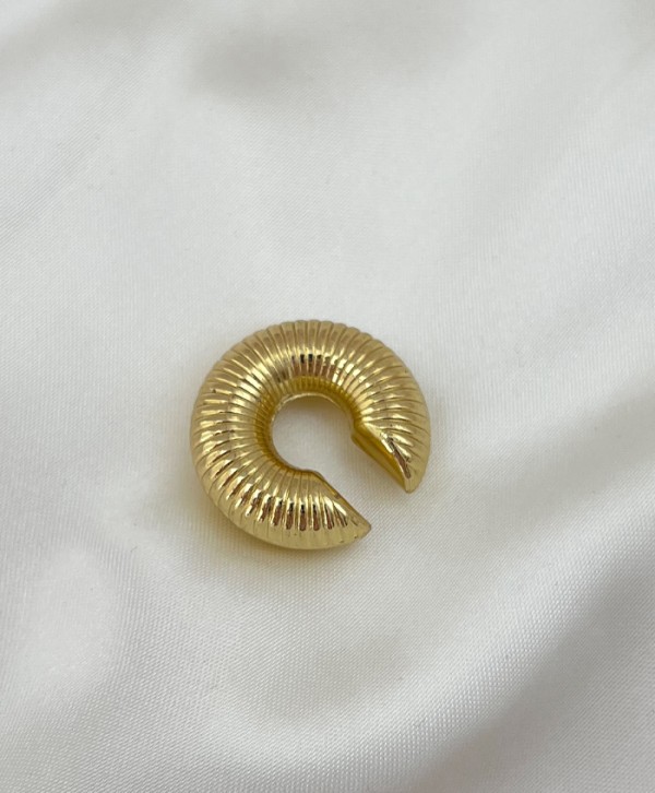 Earcuff gusano